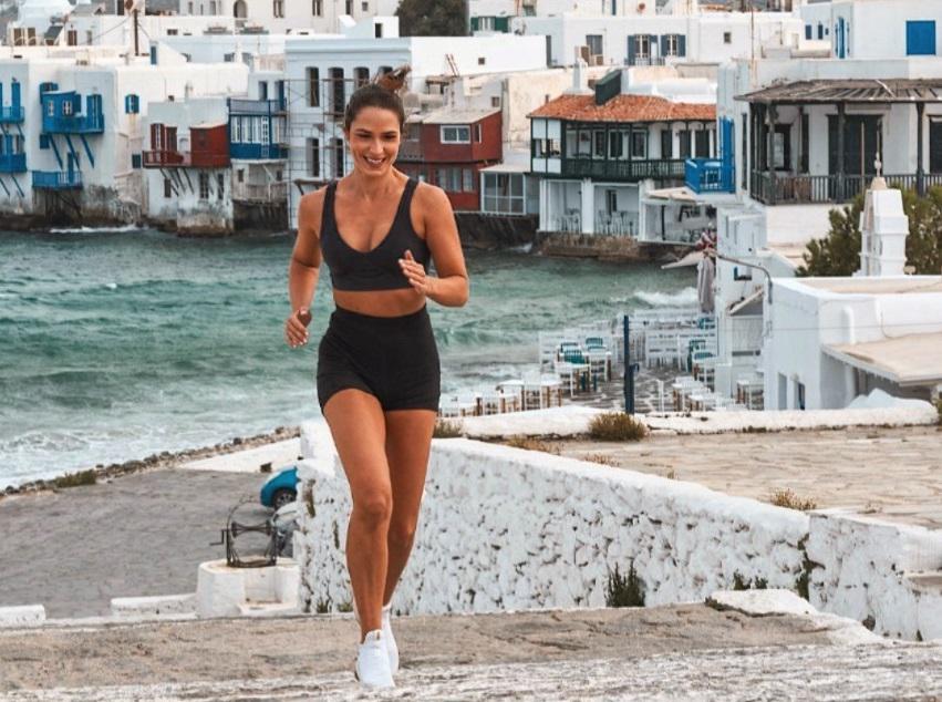 PERSONAL TRAINER MYKONOS ΧΡΙΣΤΙΝΑ ΚΑΛΟΠΗΤΑ Fitness Advisor